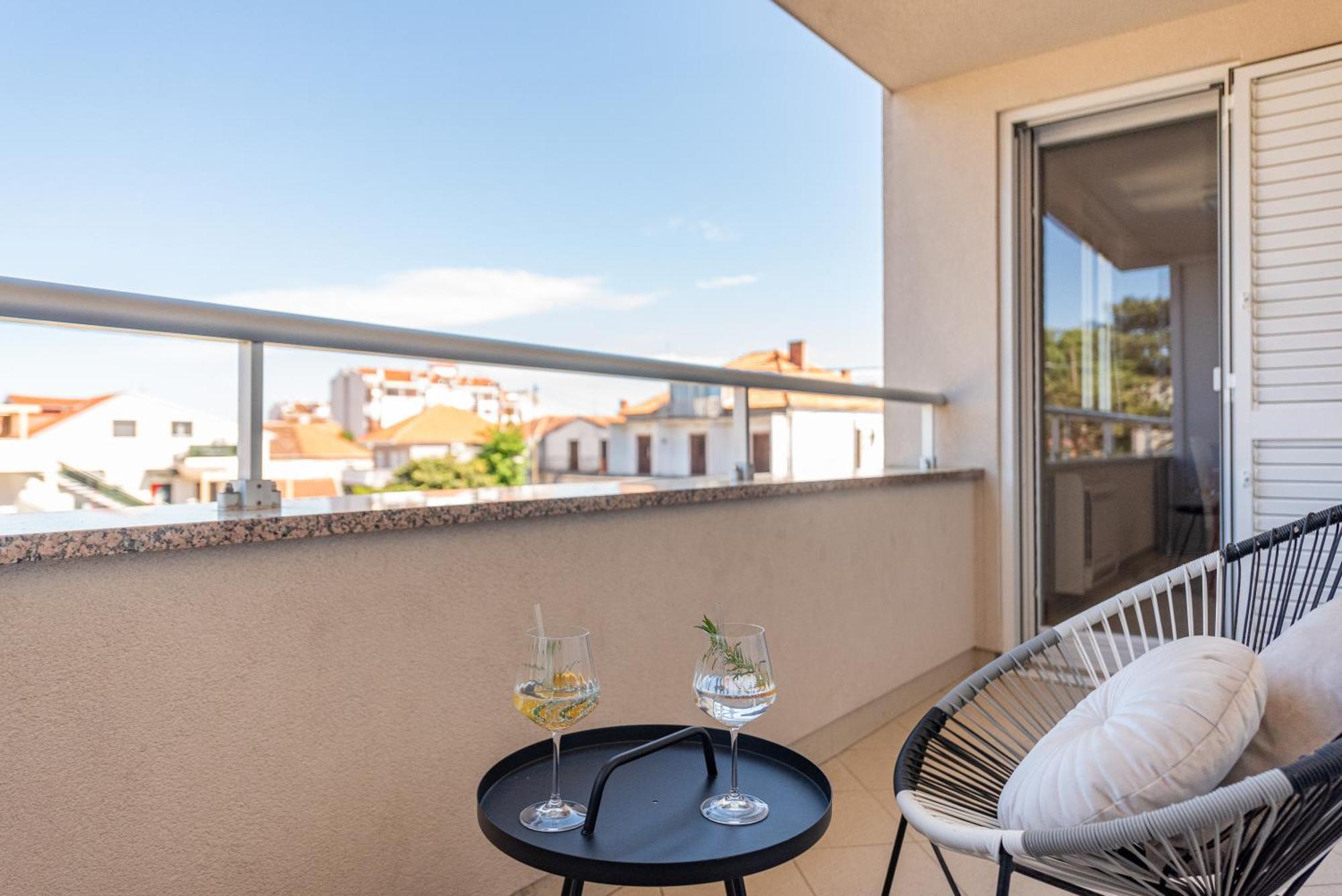 Apartments L&D Biograd Na Moru Exterior foto